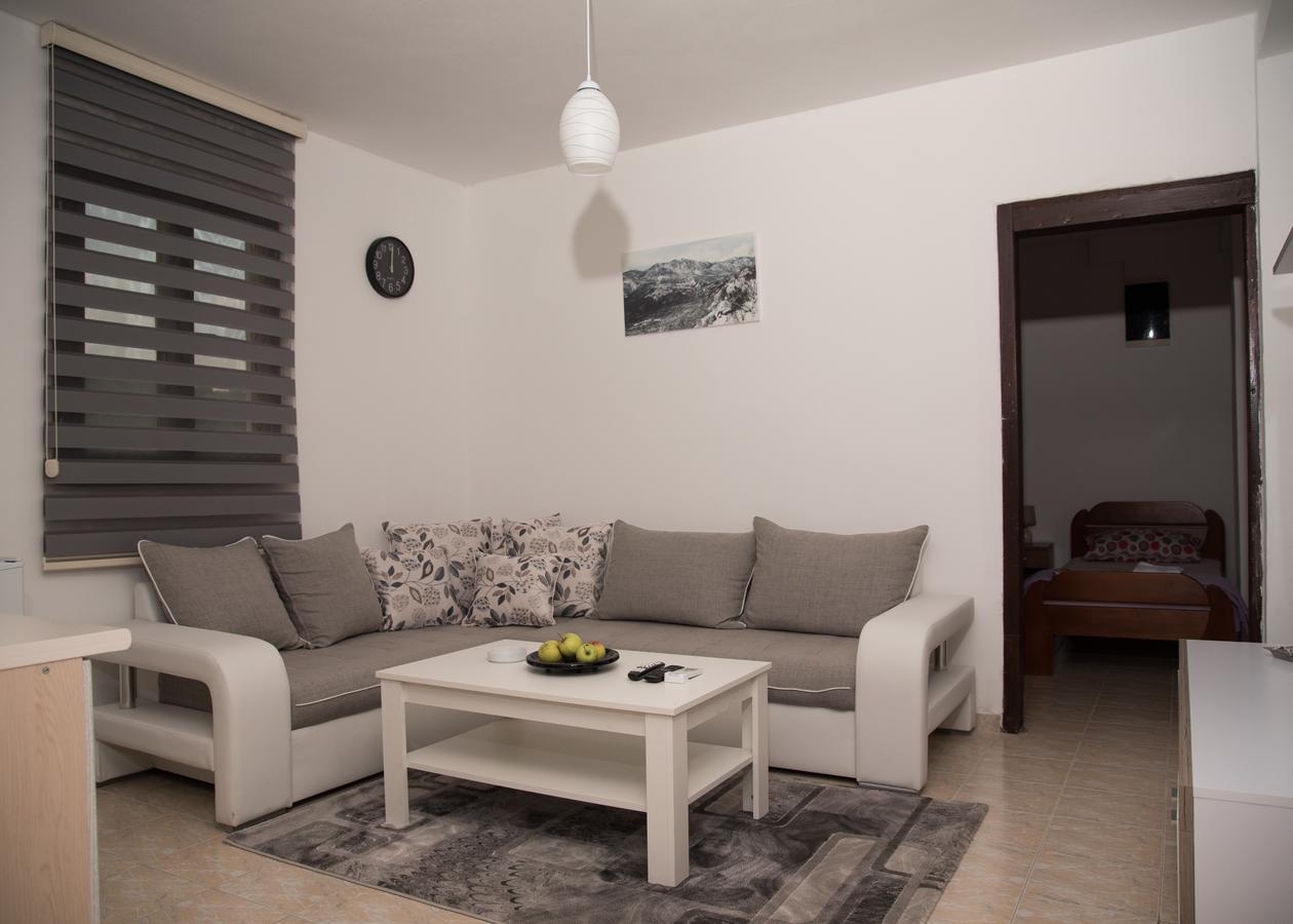 וירפזאר B&B Domacinstvo Raicevic מראה חיצוני תמונה