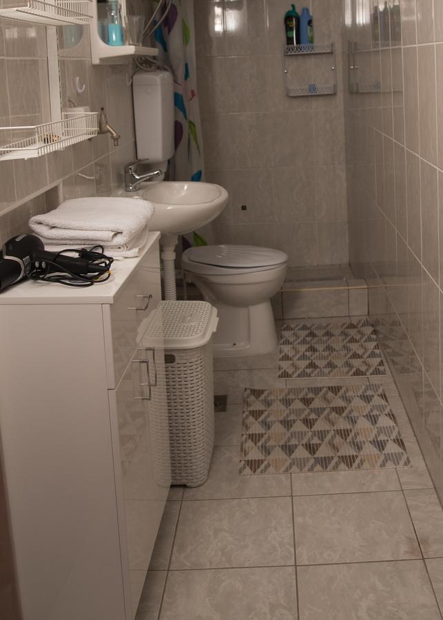 וירפזאר B&B Domacinstvo Raicevic מראה חיצוני תמונה