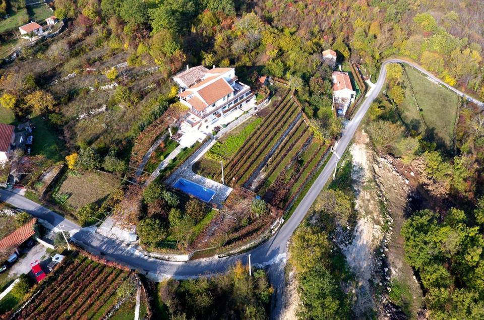 וירפזאר B&B Domacinstvo Raicevic מראה חיצוני תמונה